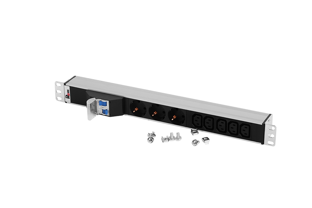 Блок розеток Rem-32 с авт., 3 Sсhuko, 5 IEC 60320 C13, 32А, алюм., 19&amp;quot;, колодка (ЦМО)