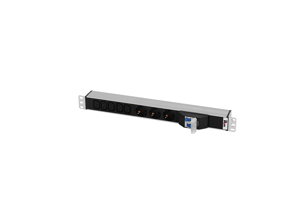 Блок розеток Rem-32 с авт., 3 Sсhuko, 5 IEC 60320 C13, 32А, алюм., 19&amp;quot;, колодка (ЦМО)